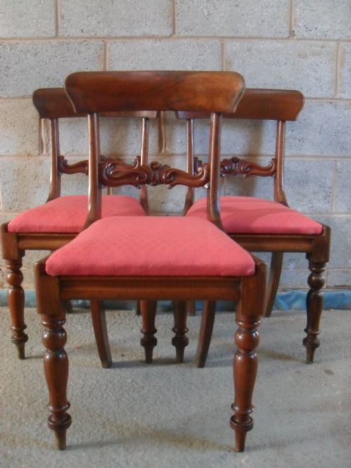 Set of 3 Georgian Mahogany Scroll Bar Back Dining Chairs
