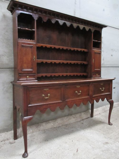 Superb Quality 19th Century Oak Dresser