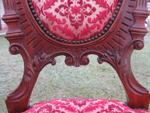 UNUSUAL SET 6 OF VICTORIAN CARVED WALNUT BALLOON BACK DINING CHAIRS - ADDITIONAL PHOTO 10