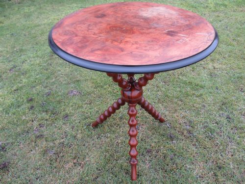 Lovely 19th Century Circular Walnut Gypsy Wine Table