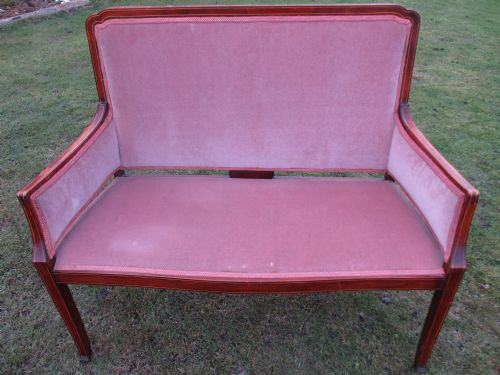 Lovely Edwardian Mahogany Inlaid Upholstered 2 Seat Settee / Sofa