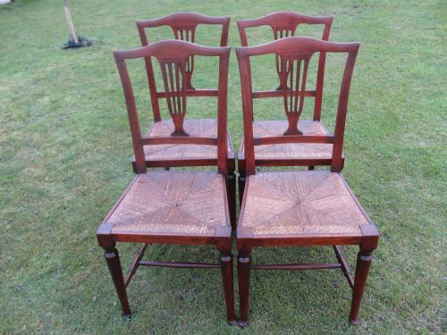 Set of 4 19th Century Mahogany Vase Splat Back Rush Seat Dining Chairs
