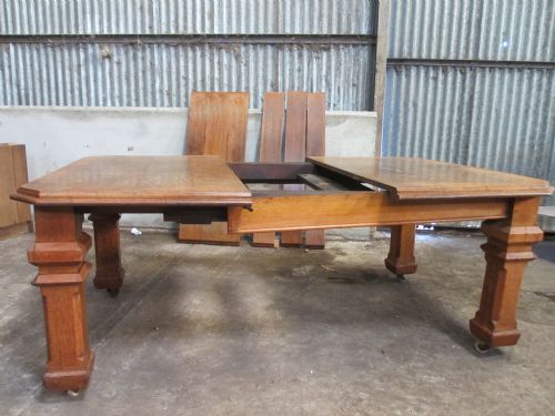 VICTORIAN LIGHT OAK GOTHIC EXTENDING DINING TABLE - ADDITIONAL PHOTO 5