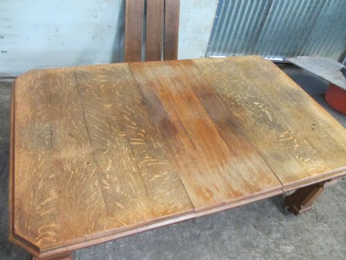 VICTORIAN LIGHT OAK GOTHIC EXTENDING DINING TABLE - ADDITIONAL PHOTO 8