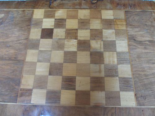 VICTORIAN RECTANGULAR WALNUT BOXWOOD INLAID GAMES TABLE - ADDITIONAL PHOTO 4