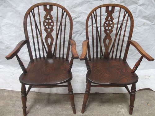 Pair of Elm Seated Wheel Back Windsor Kitchen Carver Armchairs