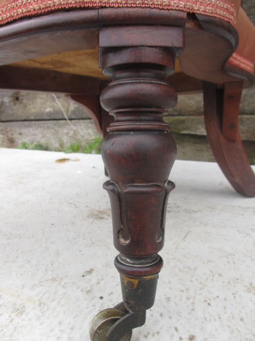 UNUSUAL VICTORIAN ROSEWOOD UPHOLSTERED HIGH SCROLL AND SPLAYED BACK NURSING CHAIR - ADDITIONAL PHOTO 8