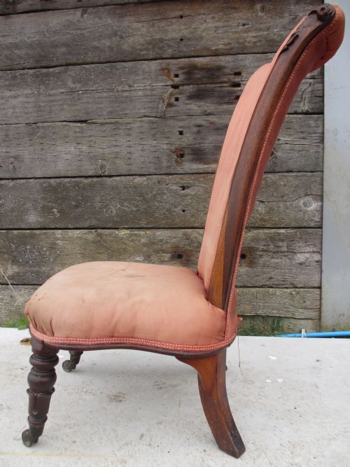 UNUSUAL VICTORIAN ROSEWOOD UPHOLSTERED HIGH SCROLL AND SPLAYED BACK NURSING CHAIR - ADDITIONAL PHOTO 10