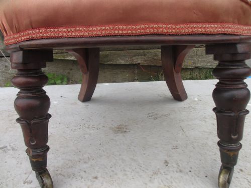 UNUSUAL VICTORIAN ROSEWOOD UPHOLSTERED HIGH SCROLL AND SPLAYED BACK NURSING CHAIR - ADDITIONAL PHOTO 9