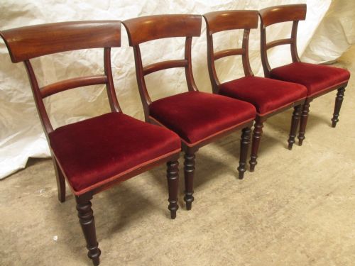 Lovely Set of 4 19th Century Mahogany Bar Back Dining Chairs