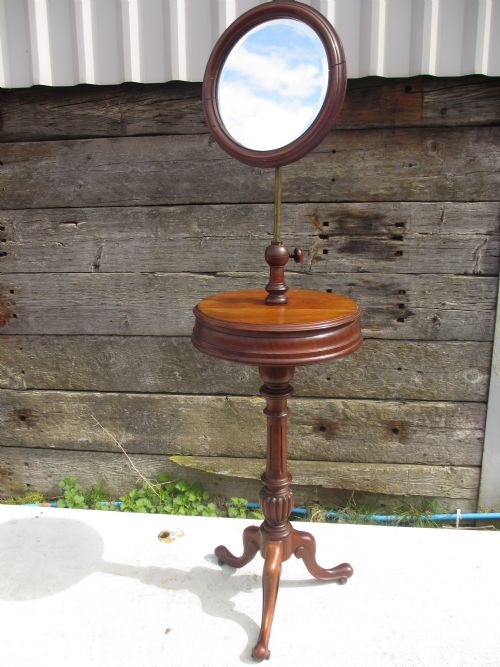 Superb Victorian Mahogany Gentlemen's Adjustable Mirror Shaving Dressing Stand