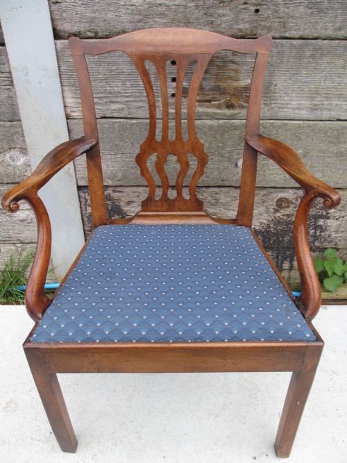Georgian Mahogany Carver Vase Splat Back Desk Armchair