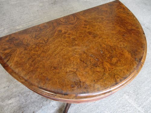 SUPERB 19TH CENTURY CARVED BURR WALNUT DEMILUNE SLIGHTLY OVAL FOLD OVER CARD GAMES TABLE - ADDITIONAL PHOTO 10