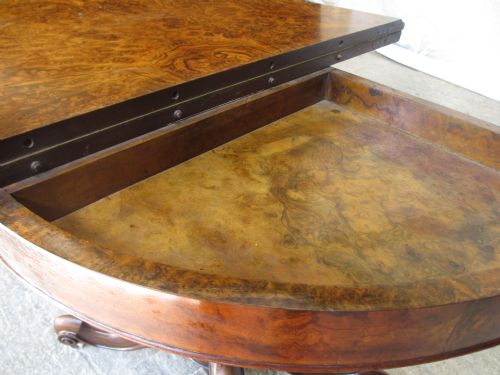 SUPERB 19TH CENTURY CARVED BURR WALNUT DEMILUNE SLIGHTLY OVAL FOLD OVER CARD GAMES TABLE - ADDITIONAL PHOTO 7
