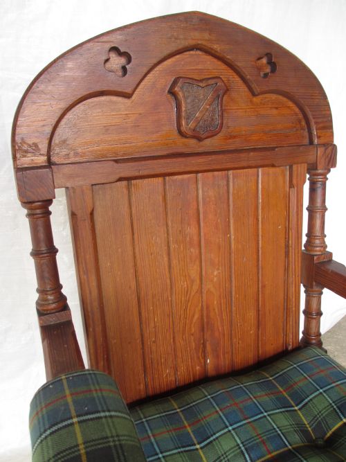 SUPERB VICTORIAN PITCH PINE GOTHIC THRONE ARMCHAIR - ADDITIONAL PHOTO 3