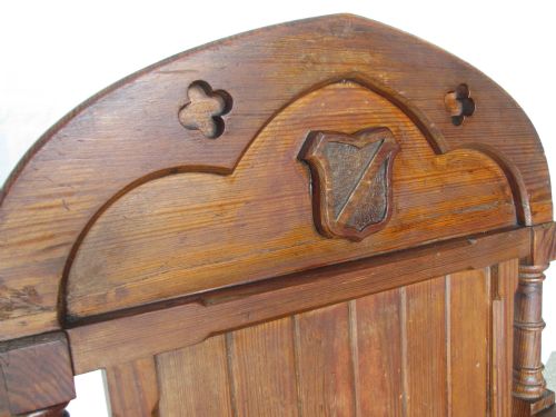 SUPERB VICTORIAN PITCH PINE GOTHIC THRONE ARMCHAIR - ADDITIONAL PHOTO 4