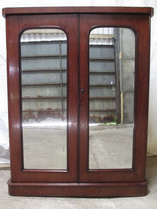 Victorian Mahogany 2 Mirrored Double Door Compactum Wardrobe