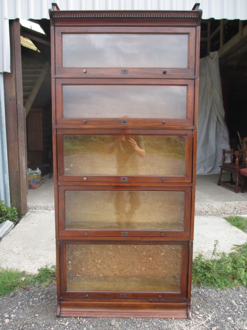 Quality Mahogany 5 Section Stacking Lebus 'Globe Wernicke' Style Bookcase, Panelled Sides and Dentil Architectural Cornice (Circa 1900)