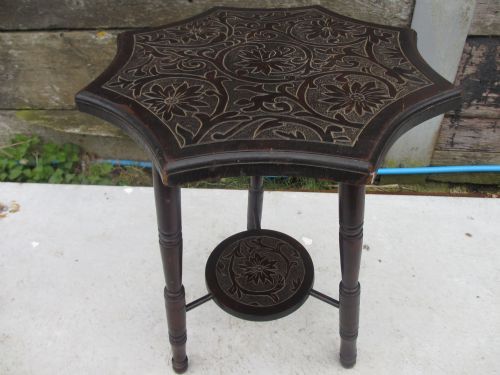 Victorian Carved Mahogany Top Octagonal Occasional Lamp Table