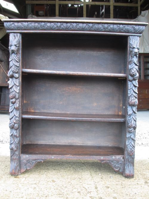 Victorian Oak Carved Open Bookcase with Adjustable Shelves, Lion Heads and Floral Carved Columns
