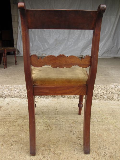 SET OF 4 19TH CENTURY WILLIAM IV MAHOGANY SCROLL BACK DINING CHAIRS WITH DROP IN SEATS - ADDITIONAL PHOTO 8