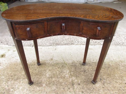 Oak Kidney Shaped Dressing Table