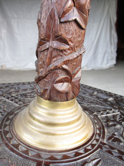 UNUSUAL VICTORIAN ANGLOBURMESE PADOUK TEAK AND BRASS CARVED ADJUSTABLE OIL LAMP - ADDITIONAL PHOTO 4