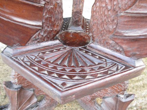 UNUSUAL VICTORIAN ANGLOBURMESE PADOUK TEAK AND BRASS CARVED ADJUSTABLE OIL LAMP - ADDITIONAL PHOTO 10