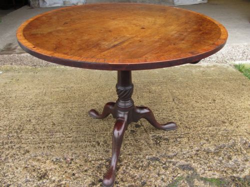 Georgian Mahogany and Cross Banded Tilt Top Breakfast Table