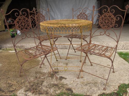 Early 20th Century French Folding Metal Garden Patio Set