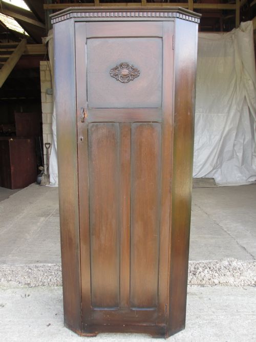 Early 20th Century Oak Canted Cornered Hall Cupboard