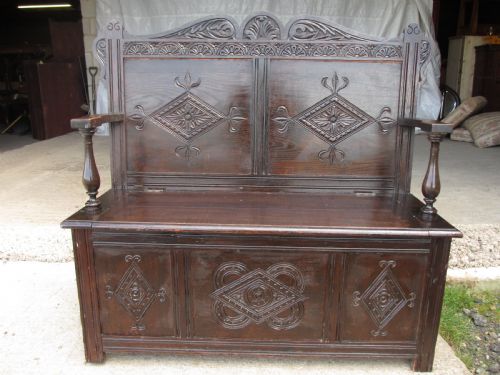 Victorian Carved Oak Storage Settle