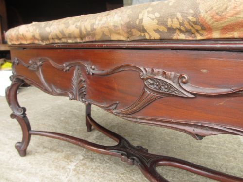 19TH CENTURY MAHOGANY UPHOLSTERED DUET MUSIC STOOL - ADDITIONAL PHOTO 3