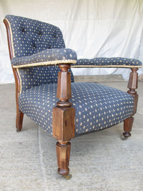 Victorian Mahogany Button and Spoon Back Armchair