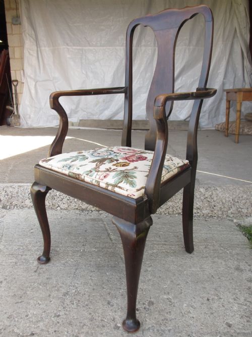19TH CENTURY MAHOGANY VASE SPLAT BACK CARVER ARM CHAIR - ADDITIONAL PHOTO 2
