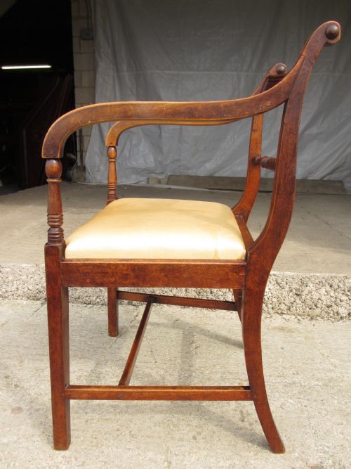 GEORGIAN MAHOGANY ARMCHAIR WITH DROP IN UPHOLSTERED SEAT - ADDITIONAL PHOTO 10