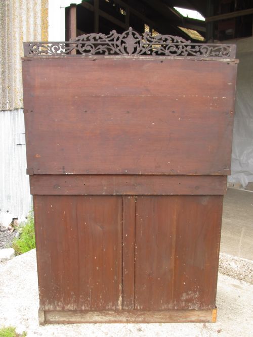 VICTORIAN MAHOGANY PLUM PUDDING CHIFFONIER - ADDITIONAL PHOTO 12