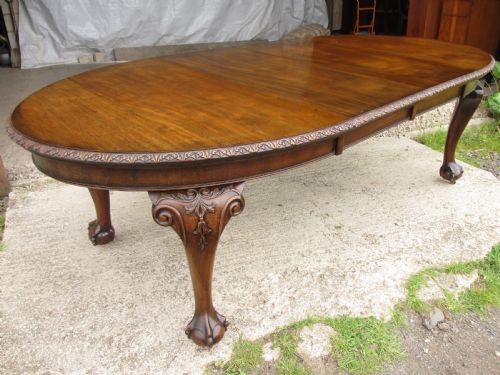 Edwardian Mahogany Oval Screw Extending Dining Table