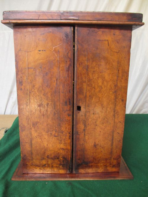 19TH CENTURY WALNUT AND MAHOGANY COLLECTORS CAMPAIGN STYLE 4 DRAWER CABINET - ADDITIONAL PHOTO 10