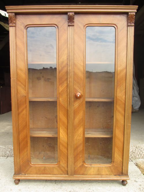 Victorian Walnut Glazed 2 Door Display Bookcase