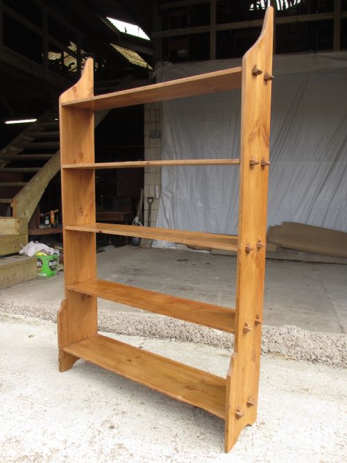 19th Century Pitch Pine Standing Art and Crafts Shaped 5 Tier Bookcase