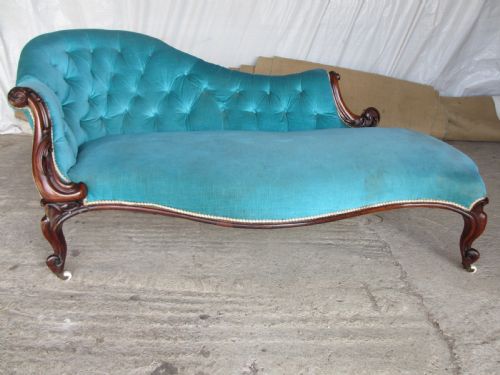 Victorian Carved Rosewood Chaise Longue