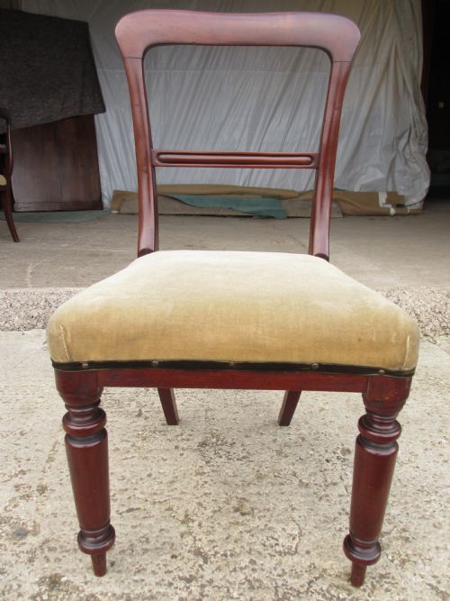 SET OF 4 19TH CENTURY MAHOGANY BAR BACK OVERSTUFFED DINING CHAIRS - ADDITIONAL PHOTO 2