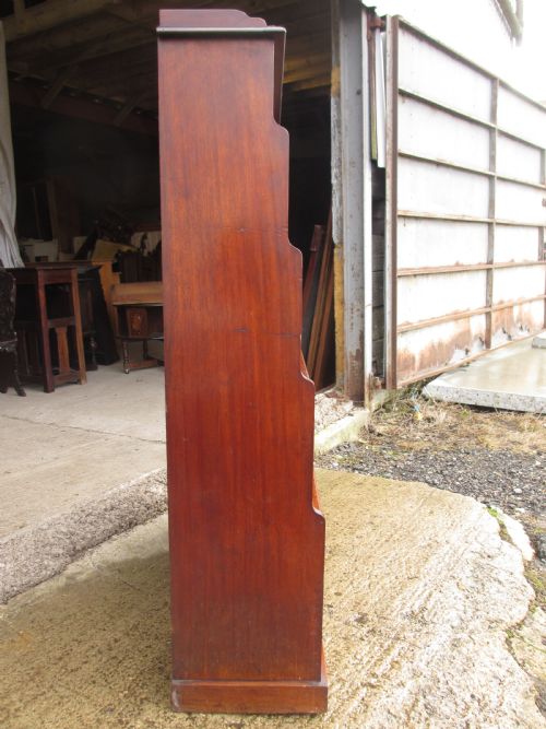 19TH CENTURY MAHOGANY 6 TIER OPEN GALLERY WATERFALL BOOKCASE - ADDITIONAL PHOTO 7
