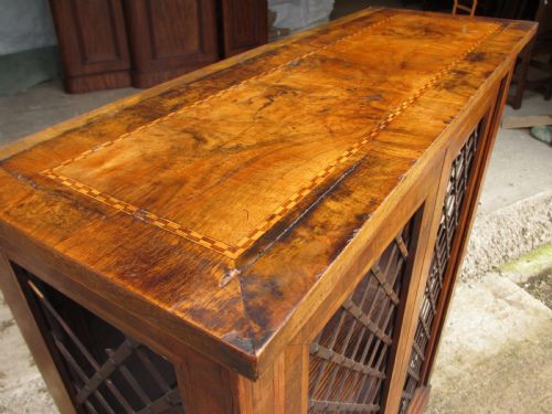 REGENCY MAHOGANY AND WALNUT BOOKCASE CABINET - ADDITIONAL PHOTO 6