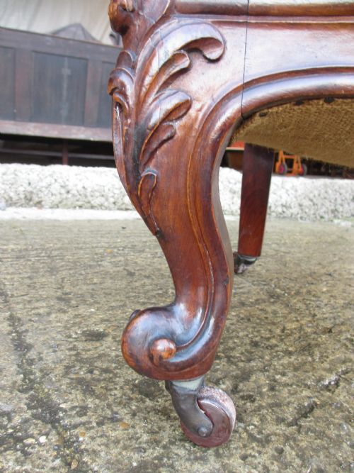VICTORIAN CARVED MAHOGANY UPHOLSTERED PRIE DIEU CHAIR - ADDITIONAL PHOTO 6