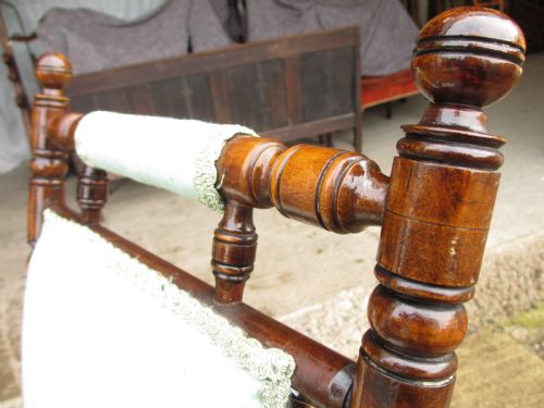 19TH CENTURY BEECHWOOD AND UPHOLSTERED AMERICAN ROCKING CHAIR - ADDITIONAL PHOTO 11