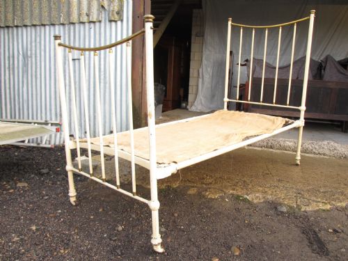VICTORIAN BRASS AND IRON SINGLE BED - ADDITIONAL PHOTO 2