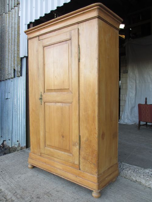 FRENCH PINE SINGLE DOOR COLLAPSIBLE CUPBOARD WARDROBE - ADDITIONAL PHOTO 2