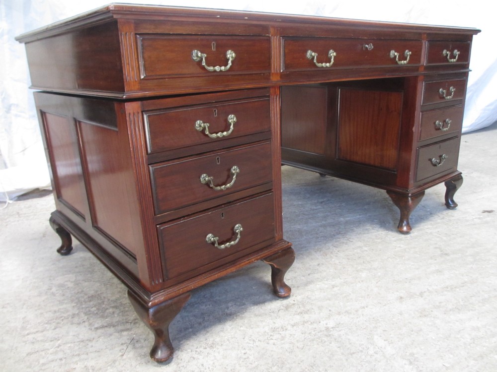 Edwardian Mahogany panelled pedestal desk with tan leather to top